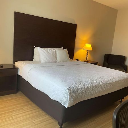 לודי Best Western I-5 Inn & Suites מראה חיצוני תמונה