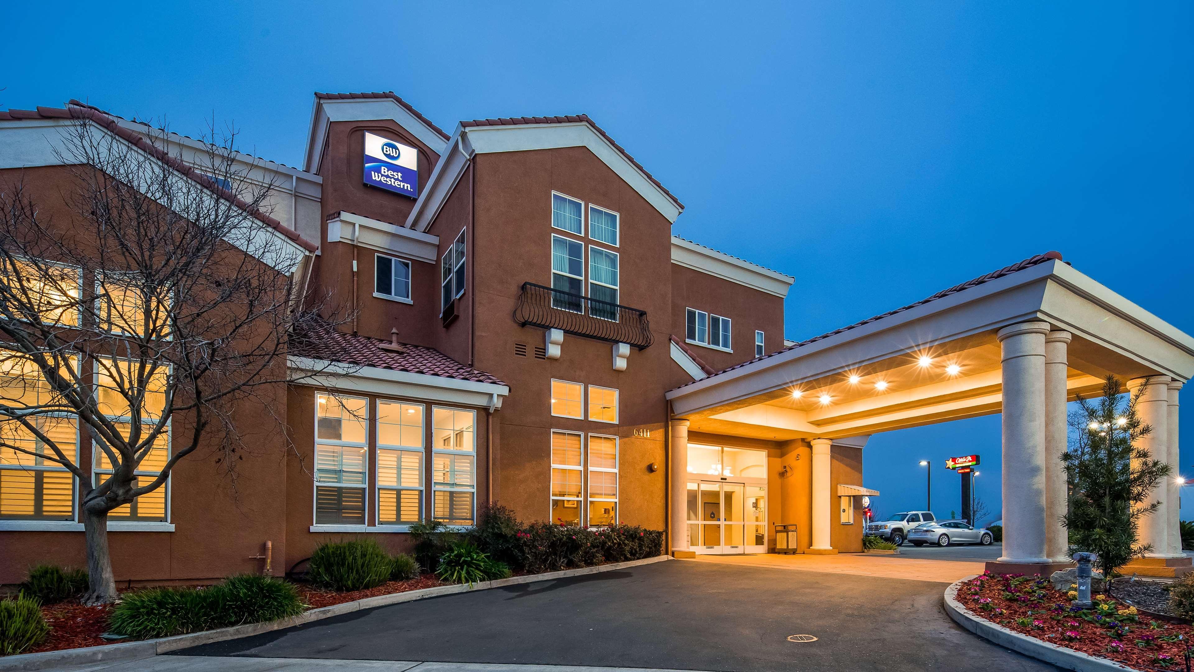לודי Best Western I-5 Inn & Suites מראה חיצוני תמונה