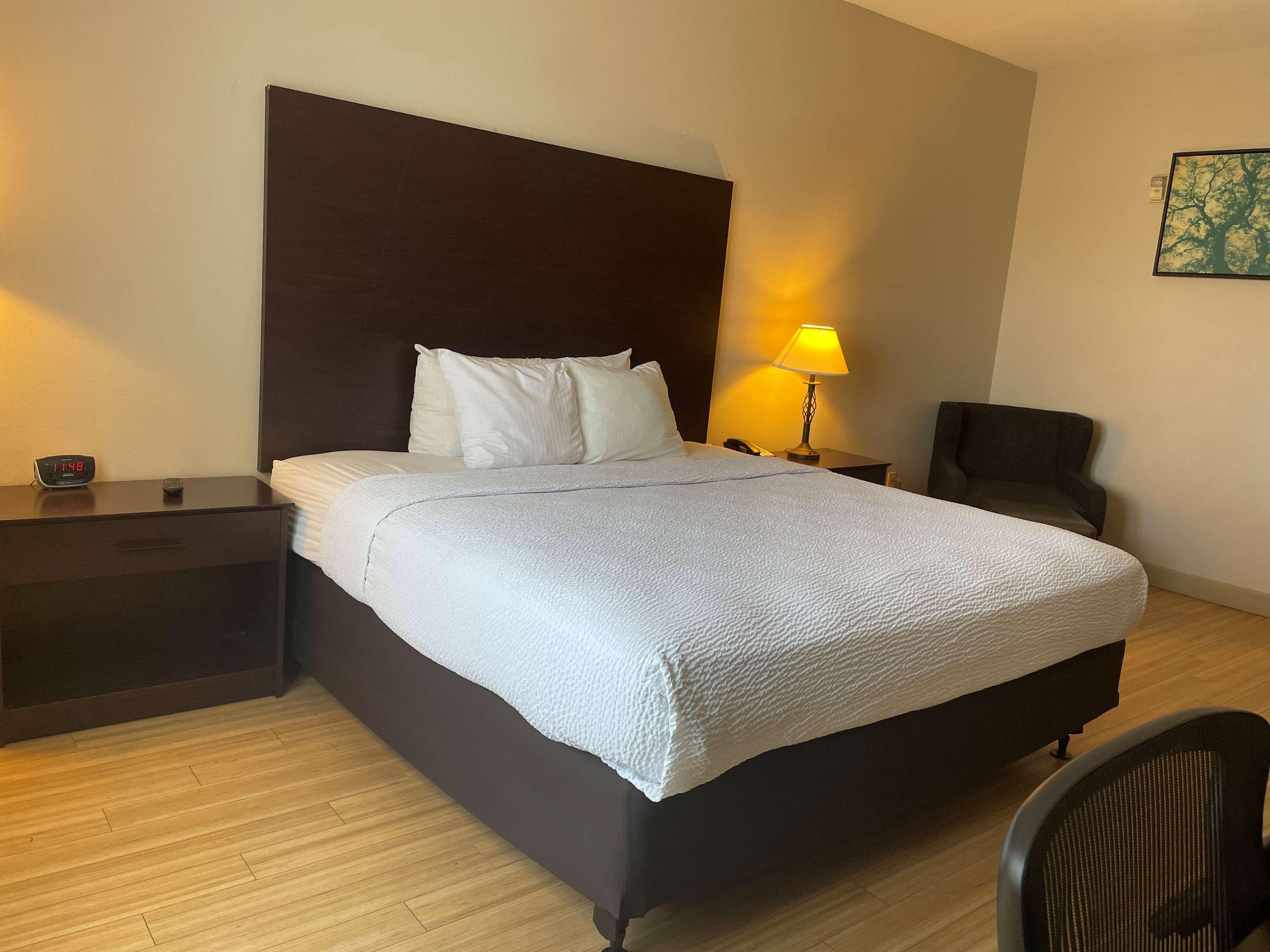 לודי Best Western I-5 Inn & Suites מראה חיצוני תמונה